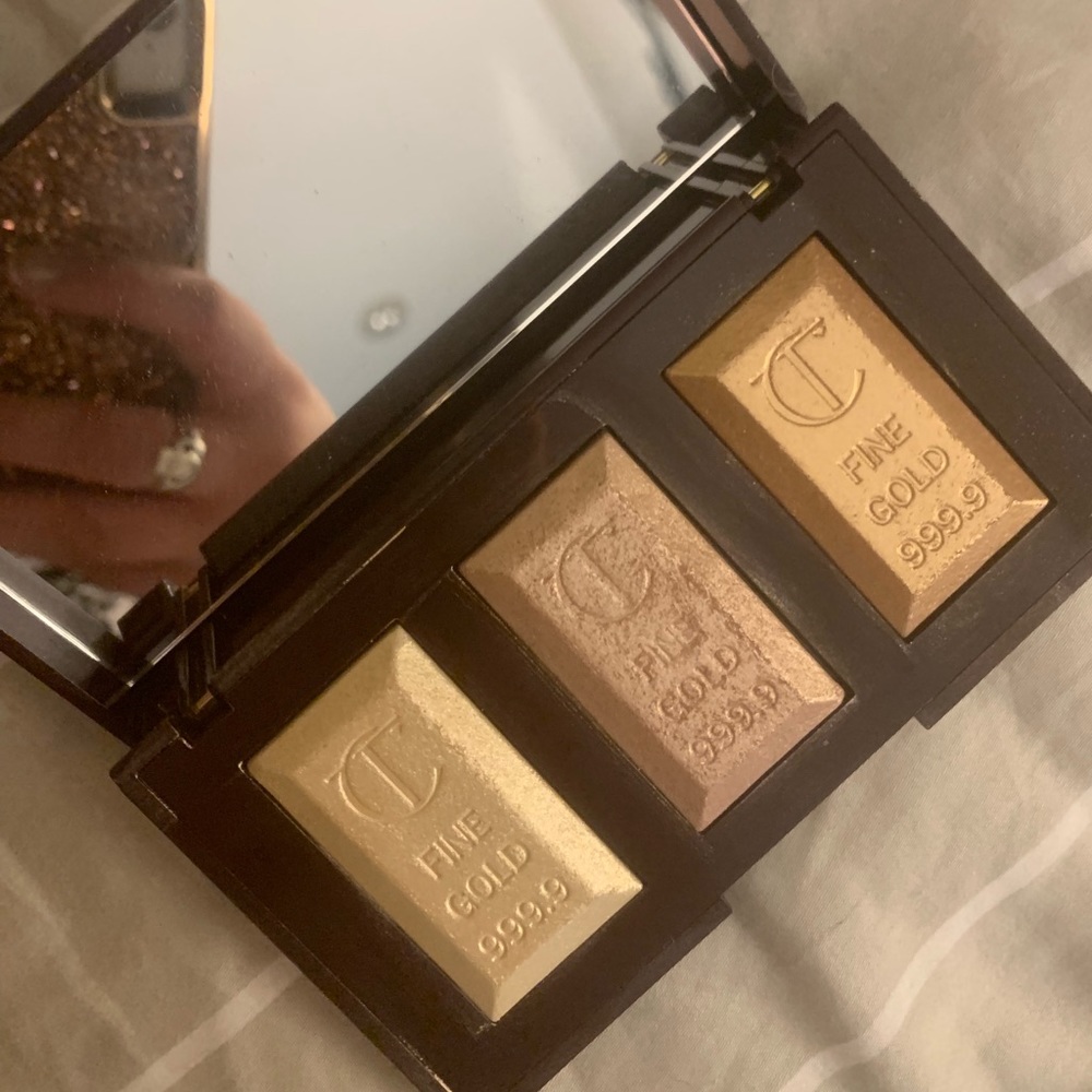 Charlotte tilbury gold bar highlighter